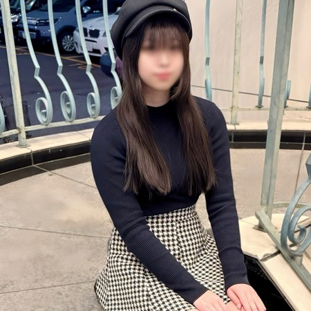 FC2-PPV-4623867 [BT](FC2) 経験人数1人な上に初体験は５cm の短小ペニスで終了。1　８才大**を初イキ大量中出しで放任する動画です。FPSプロゲーマー隠れ