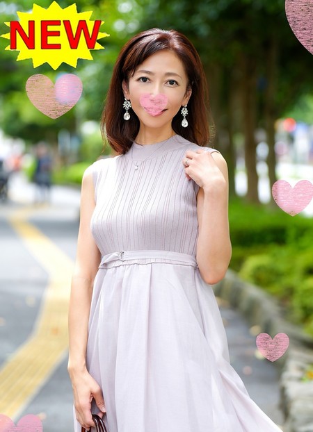 FC2-PPV-4617981 [BT](FC2) 【アラフィフ奥様の夢叶えます】むっつりドスケベ熟女48歳 溢れる性欲を抑えきれず青臭い童貞ちんぽむしゃぶりつき＆エンドレス3Pフ