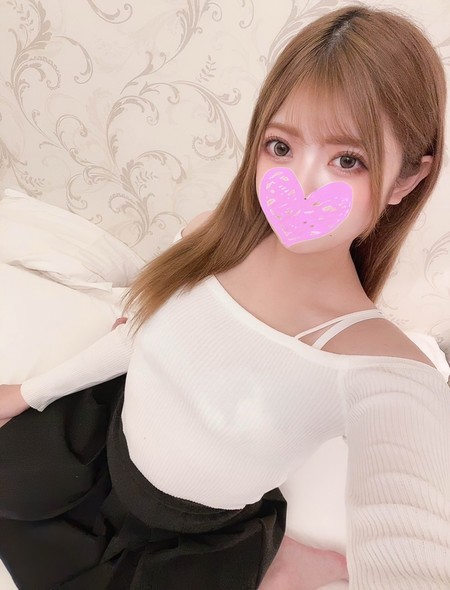 FC2-PPV-4674037 [BT](FC2) 【無修正】21歳Eカップ・有名大ガク通うスタバでバイト中の瞳キラキラ天真爛漫エロ*とイチャはめデート!!敏感なパイパンまんこにガ