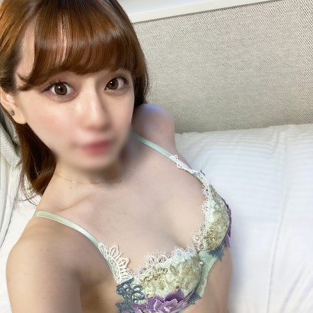 FC2-PPV-4661816 [BT](FC2) 初【某私大ミス】彼氏いるのにNTR　いつもと違う巨根に虜、最後は熱々中出しコ作りセックス