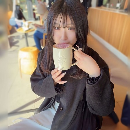 FC2-PPV-4607553 [BT](FC2) 【初・無】天真爛漫で自然と笑顔をくれる19歳保育**。*性溢れるその愛嬌たっぷりの無垢な彼女に種付け不可避。。