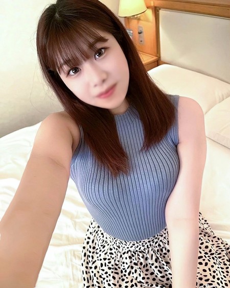 FC2-PPV-4656892 [BT](FC2) 【無修正】清楚女子アナ系美人歯科助手! 初心なのにエロいカラダに欲情が止まらない・・生ハメ中出しセックス!!