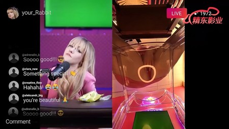 Just a moment...</title><meta http-equiv="Content-Type" content="text/html;