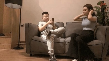 Just a moment...</title><meta http-equiv="Content-Type" content="text/html;