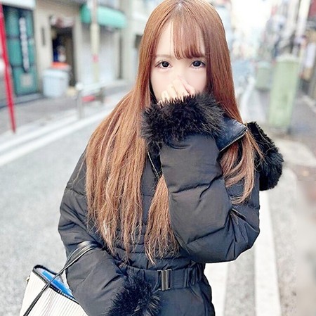 FC2-PPV-4633282 [BT](FC2) 美容部員1年生のスレンダー美女に道端で声かけてそのままホテルインスポーツで鍛えた腹筋をピクピクさせてオジさんチポのガン突きに「ア