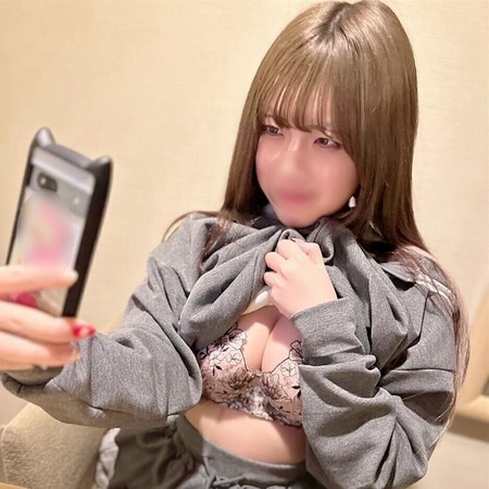 FC2-PPV-4674054 [BT](FC2) 「中出しマコにダブルピース」ノリノリスレンダーF乳ムスメとイチャラブSEX汗だくデカマンビラの吸着快感に耐え切れず2連続暴発射精