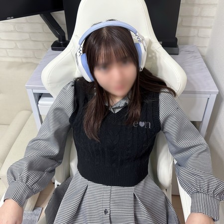 FC2-PPV-4647488 [BT](FC2) 川口春似の女上司に自宅で筆おろししてもらい、最高の童貞卒業を果たしました