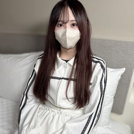 FC2-PPV-4692631 [BT](FC2) 初撮り！激かわデカ尻美女【無】【即尺・中出し】アイドル顔の美女はピンク乳首で尻もデカい。玄関で即尺からの、おマンコくぱぁ。えっち