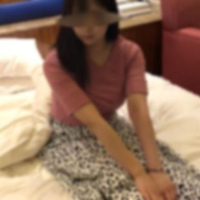 FC2-PPV-4702439 [BT](FC2) 【無修正】【素人個撮】訳あり人妻借金地獄！生の肉棒を奥まで突っ込み大量中出し