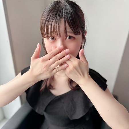 FC2-PPV-4714378 [BT](FC2) 【バレたら解雇】大手配信で人気の素人エロインフルエンサー！リスナー10万人が発狂必至の過激ガチハメSEX映像を特別公開！