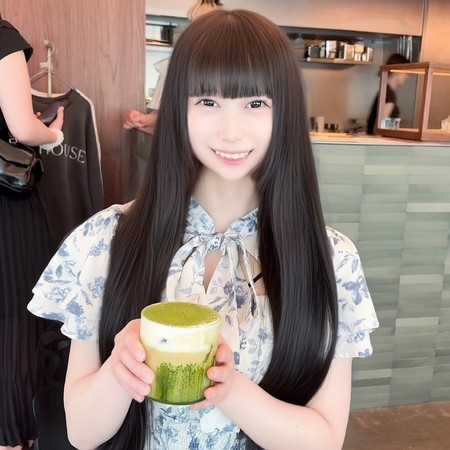 FC2-PPV-4741174 [BT](FC2) 【黒髪・長髪】「金玉って柔らかくて可愛い…」親孝行の為に勉学に励む22歳ﾚｲｶちゃん。真面目な性格だけど性欲は強め引き締まった身