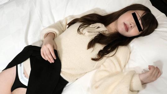 081025_01-10MU [BT](無碼) 天然むすめ 色白美人にはドッキリ即ハメ3P！二連続中出し！