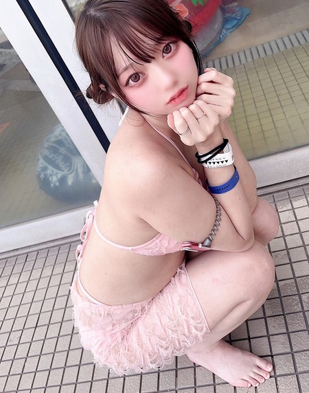 FC2-PPV-4746811 [BT](FC2) ご奉仕系のアiドル級ルックスをファンに届けてみました。【収録時間約105分】