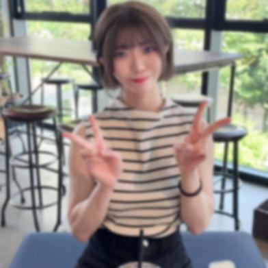 FC2-PPV-4755806 [BT](FC2) 【初・顔出し】華奢な身体で声が可愛い146㎝ミニ系専門生。初めてのP活の大人案件に緊張汗だく染みパンツに興奮収まらず大量中出しで