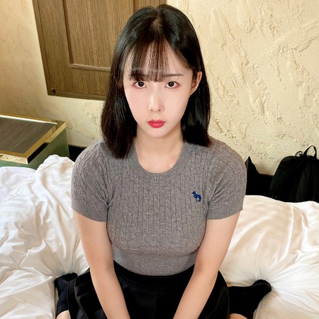 FC2-PPV-4772206 [BT](FC2) 特典で無修正と膣内カメラ 178 韓国風美女えいちゃんの透明感あふれるBODYに半外半中出し！汚ぱんてぃ晒しに赤面