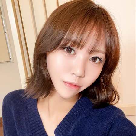 FC2-PPV-4783171 [BT](FC2) 181 21歳の素人みおちゃん 撮影にがちがち緊張してるけどおじさん生ちんぽでメス顔喘ぎ声でじっくり感じて最後は半外半中出し！特