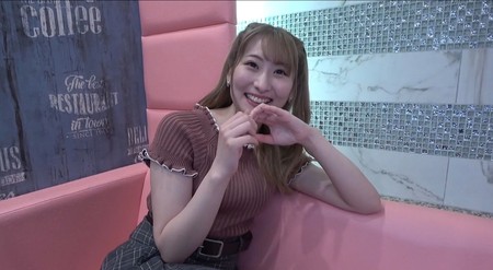 FC2-PPV-4782438 [BT](FC2) 個撮初撮り/初撮りで恥ずかしがる美女の激イキ痙攣SEXがエロ過ぎる件