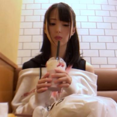 FC2-PPV-4793671 [BT](FC2) 史上最高に可愛い**大生18歳。愛液だらけ潮吹きまくりで絶頂するも、中出しにはブチギレ放心状態。