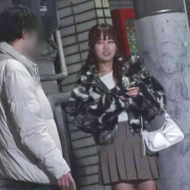 FC2-PPV-4797524 [BT](FC2) アンニュイな立ちぼ美女に適当言って中出しヤリ捨てした