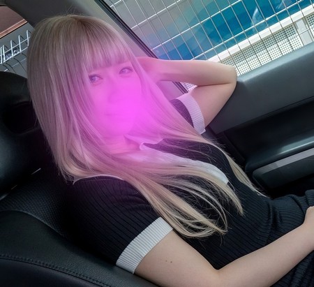 FC2-PPV-4801410 [BT](FC2) 9/21 log：れん　経営破綻寸前のギャル社長に車内で咥えさせてそのままごっくんさせたったｗ