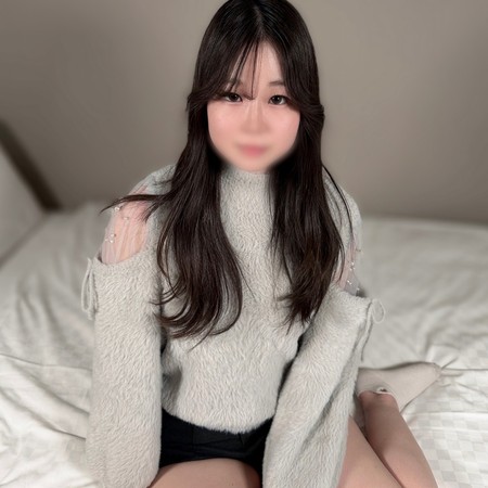 FC2-PPV-4869199 [BT](FC2) 初撮り！【無】【中出し】可愛いのに1本パイ毛が生えてる美女。大人しそうに見えてパンツはびしょ濡れ。体は正直です。懇願させて中出し