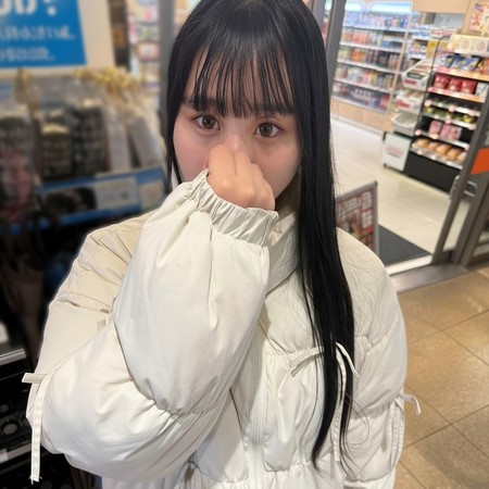 FC2-PPV-4868976 [BT](FC2) イラマでチポ依存になった19歳黒髪美ショウ.ジョ！清楚な見た目なのにズポズポおしゃぶりフェラに生中出しで連発が止められない！