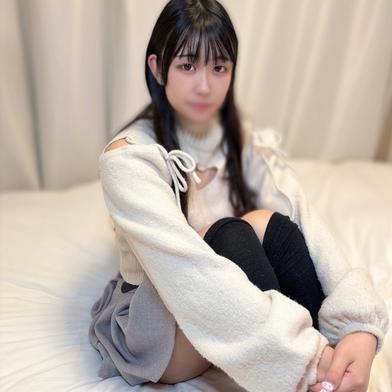 FC2-PPV-4878957 [BT](FC2) 幸薄な地味顔ドM！【無】【中出し】大人しそうで素直な***が、言われるまま何でも従ってしまう。従順すぎるドMちゃんは、舌出しピー