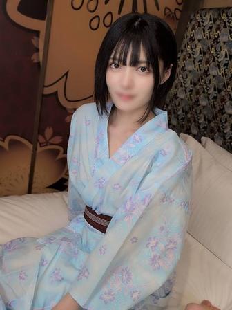 FC2-PPV-4876823 [BT](FC2) ギャップ萌え！清純系なのに「ドスケベ」過ぎるめちゃかわ**大生・20歳⇒露天風呂で中出しされて浴衣姿でおまんこくぱぁ（ゆみにー）