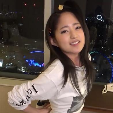 FC2-PPV-4880334 [BT](FC2) 【素人個撮】駅前で踊ってた元気で可愛いコに話しかけたらまさかの有名TikTker！？