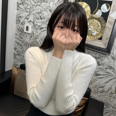 FC2-PPV-4897986 [BT](FC2) 歳 由衣ちゃん。詳\.しくは言えません。本文を読んでください。糸を引くピンクマンコ。