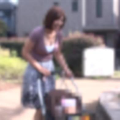 FC2-PPV-4899642 [BT](FC2) １児の*を連れ撮影場所に来た巨乳シングルマザー　ベビーカーの横で禁断のモラル皆無ハメ撮り中出し
