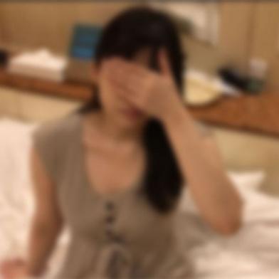 FC2-PPV-4898658 [BT](FC2) 【個撮】エロい雰囲気あふれる、スナック店員に生中出し！！