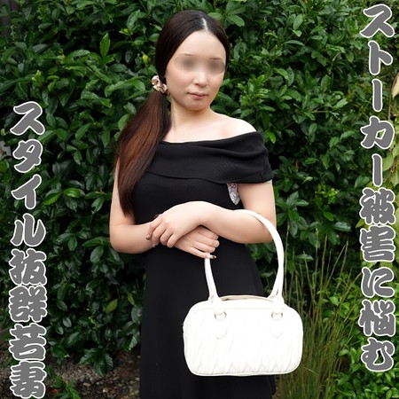 FC2-PPV-4916193 [BT](FC2) 【無修正ｘ個人撮影】旦那の友人の*****被害に悩む30代美人妻、助けた御礼にスタイル抜群の体でお返し！性欲が強い若妻の不倫具合