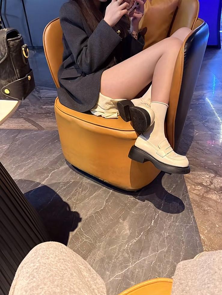 (杏吧傳媒)(xb-3563)(20260619)佛山02夫妻騷逼跟單男翻雲覆雨
