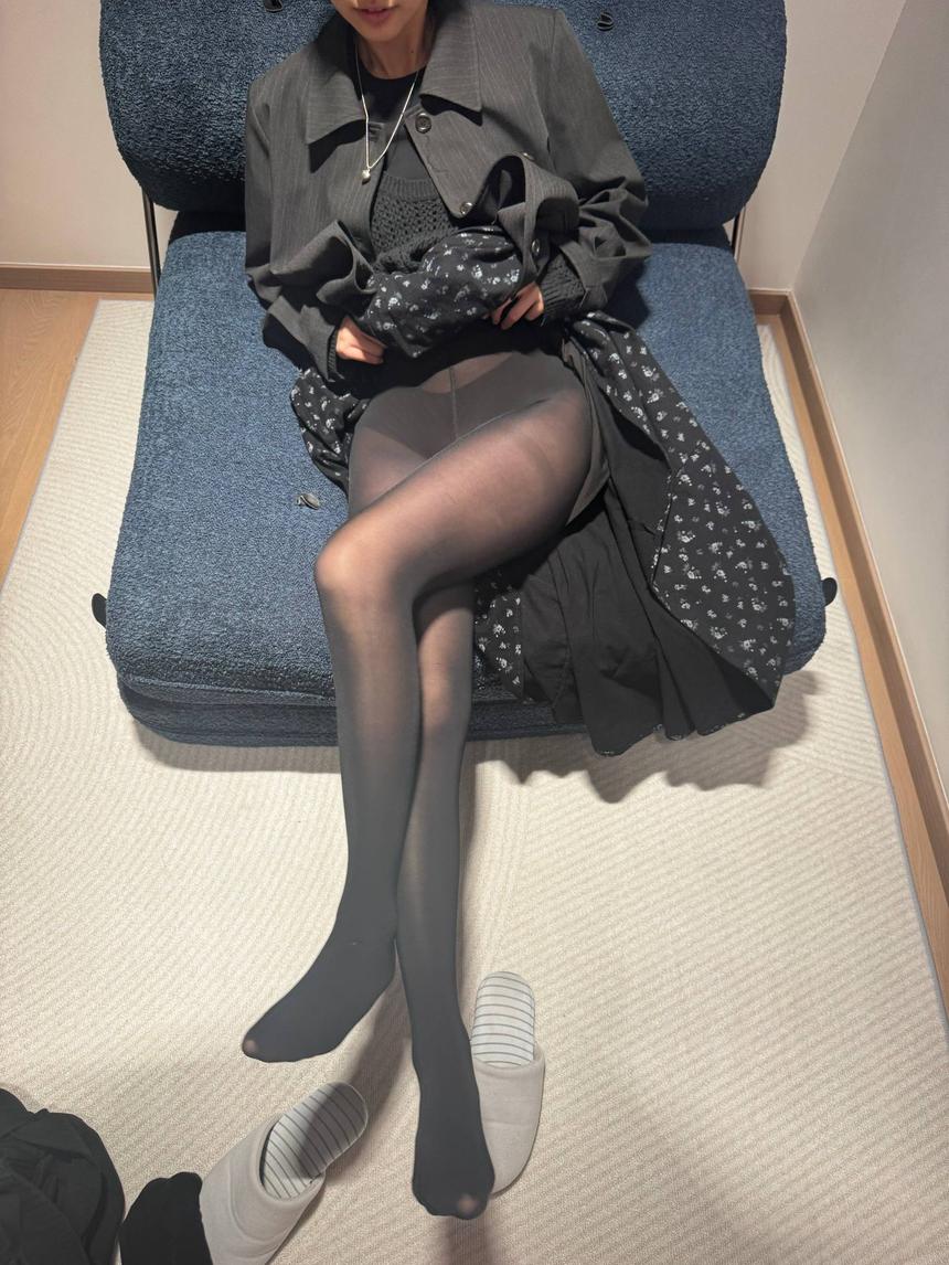 (杏吧傳媒)(xb-3908)(20260705)上海淫妻好美好精緻的身材美腳