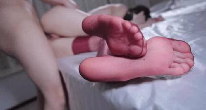 (杏吧傳媒)(xb-5025)(20260812)超絕美腿炮架極品騷腳紅絲襪-小桃