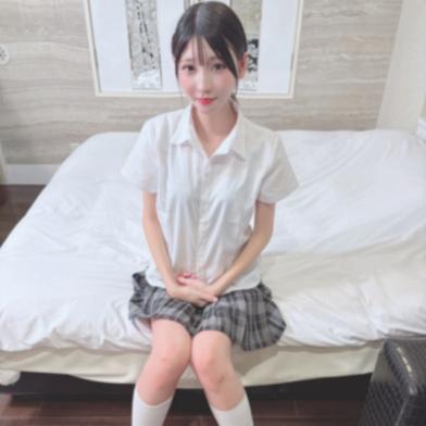 FC2-PPV-4963189 [BT](FC2) 【豪華３発射】19歳の可憐な色白の華奢な美女の麗しき制服姿。細く華奢なカラダに注ぎ込まれる濃厚精液。