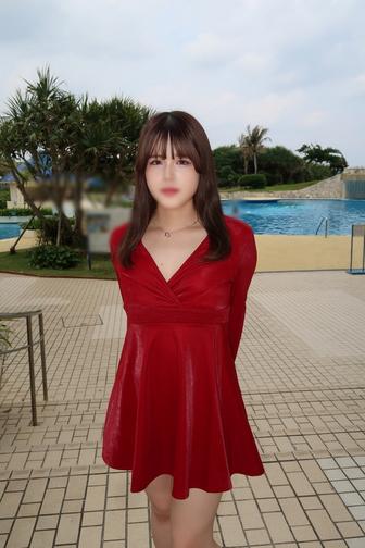 FC2-PPV-4963332 [BT](FC2) [可愛いすぎる彼女のハメ撮り］無修正 恥ずかしながら野外おちんぽフェラ～そのまま生挿入立ちバック！囲いもない丸見えの場所で夜とい