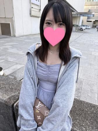 FC2-PPV-4967907 [BT](FC2) 【初回限定特別価格！】白肌華奢な理想の彼女守ってあげたいお淑やか美女が部屋に入った瞬間に愛欲全開！自ら腰を振り乱してイキ狂う濃厚