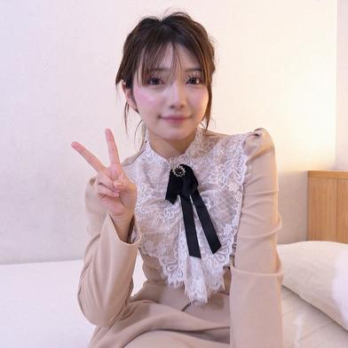 FC2-PPV-4974582 [BT](FC2) 30日迄 1490pt!!【神】特典 SNSで万バズ！話題の㊎欠.  裏垢女ㇱ.カレンちゃん(20.)と密会。高級美女に交渉成立