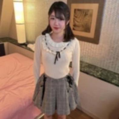 FC2-PPV-4982737 [BT](FC2) 【廃版】18歳の無垢な美女。未経験な純情マンコにたっぷりと汚れた精子をぶち込みました。